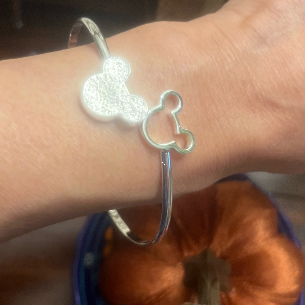 Adjustable Mickey Mouse Bangle - Picture 8 of 10